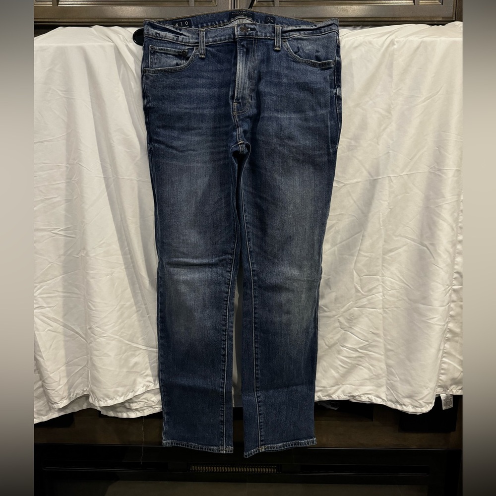 Lucky 🍀 Brand 32W/32L 410 Athletic Slim Jeans